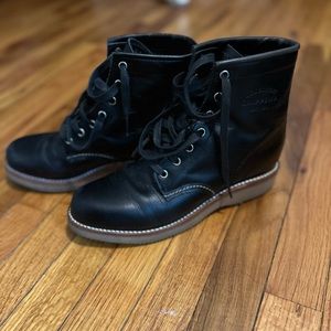 Women’s 9 Chippewa Black Leather Boots